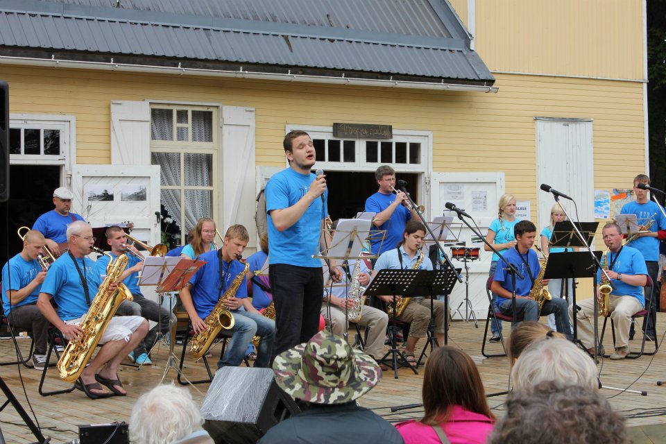 Festival Jazz Unustatud Mõisates kontsert: Lõuna-Eesti Noorte Bigbänd